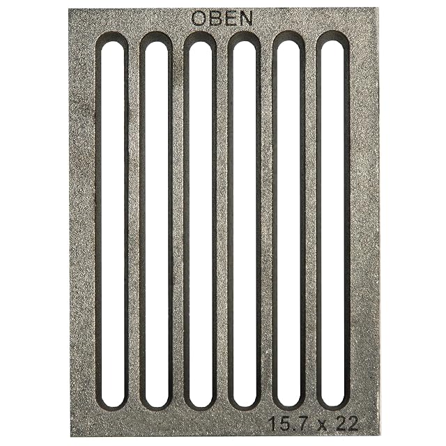 Grille de foyer rectangulaire en fonte de 16 sur 22 centimètres à nervures effilées vers le bas