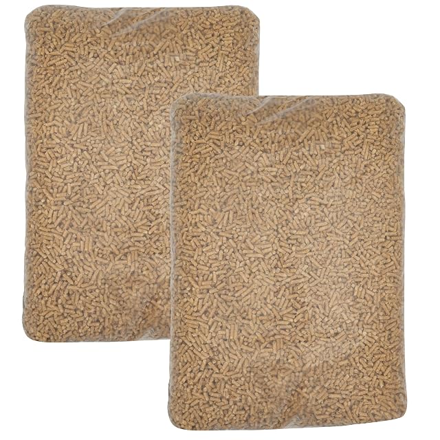 Deux sacs de 15 kg de granulés de résineux ENplus A1 de 6 mm, 30 kg au total